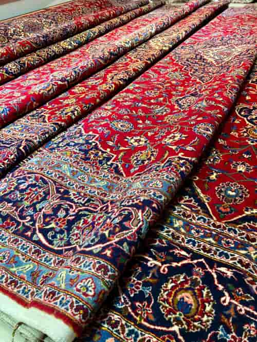 تصویر 1 از فروش قالی قدیمی قرمز  + قیمت خرید به صرفه